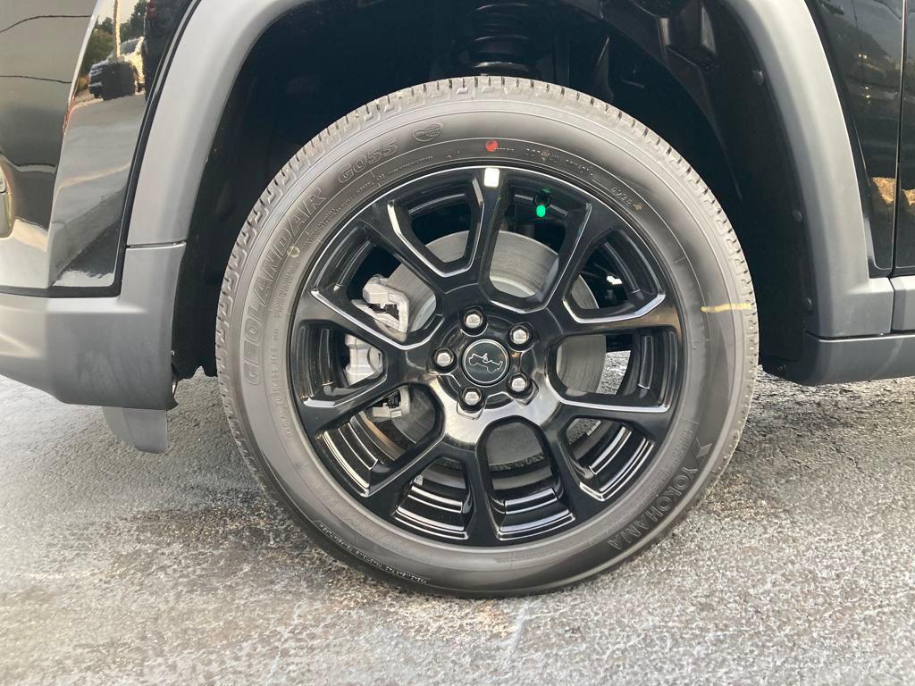new 2025 Jeep Compass car, priced at $33,109