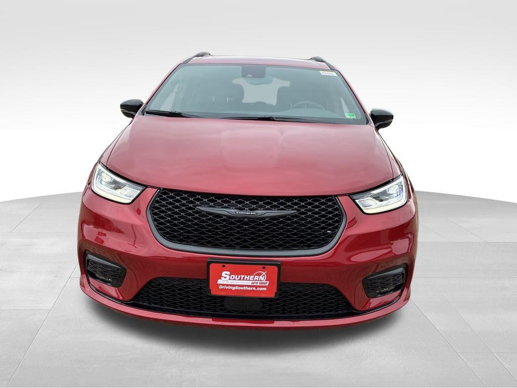 new 2026 Chrysler Pacifica car, priced at $41,717