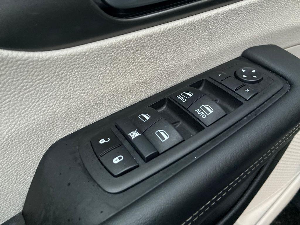 used 2024 Chrysler Pacifica car, priced at $30,500