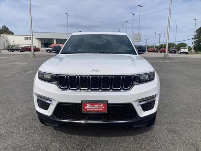 new 2025 Jeep Grand Cherokee car, priced at $49,415