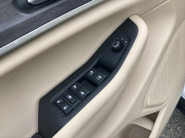 new 2025 Jeep Grand Cherokee car, priced at $49,415