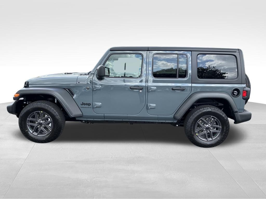 new 2025 Jeep Wrangler car, priced at $46,773