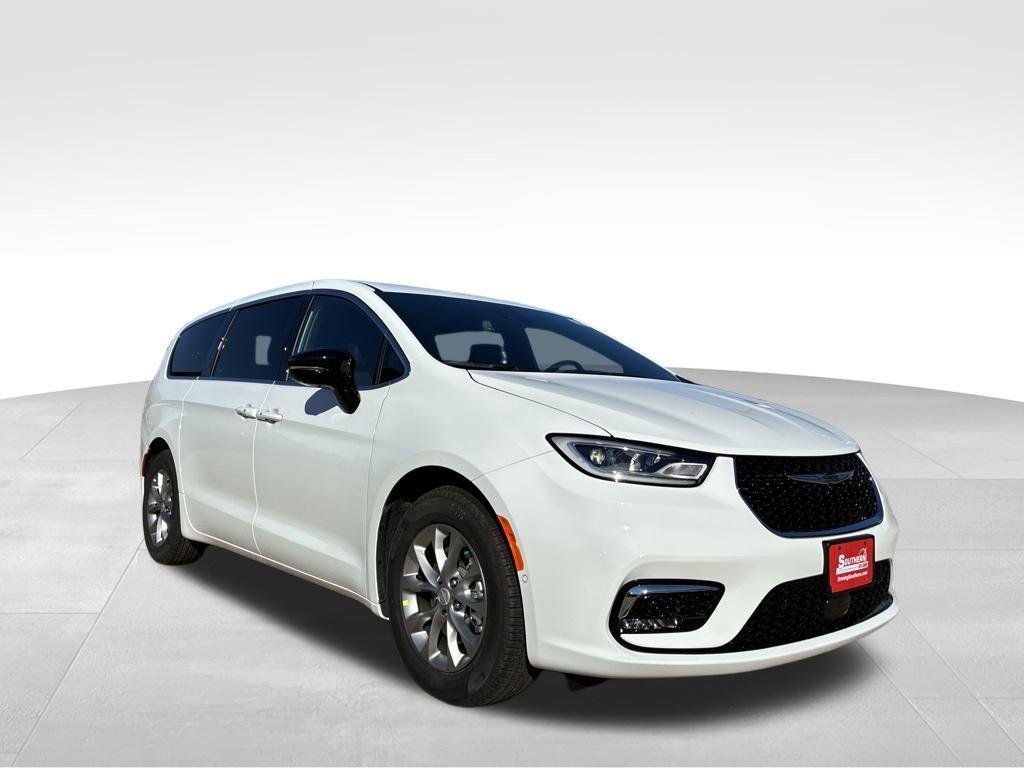 new 2026 Chrysler Pacifica car, priced at $46,855