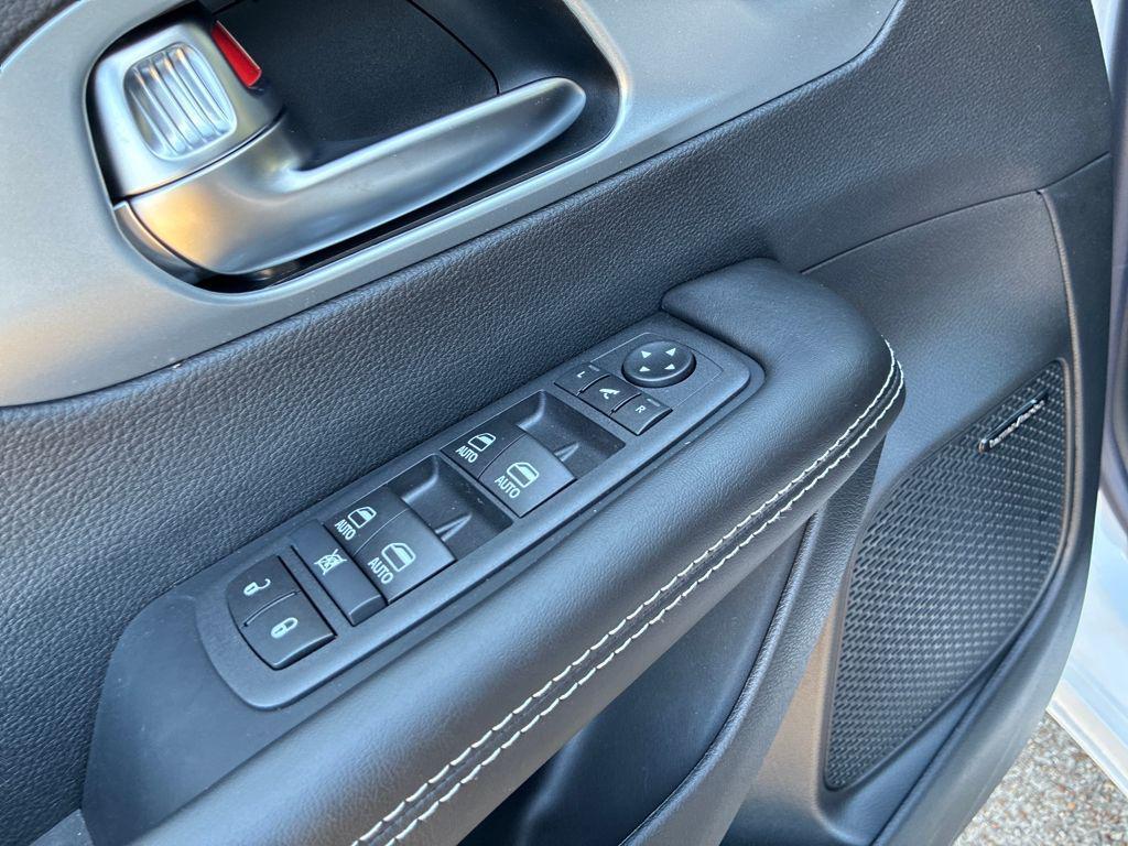 new 2026 Chrysler Pacifica car, priced at $46,855