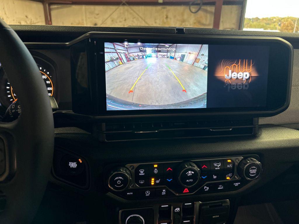 new 2025 Jeep Wrangler car, priced at $46,018