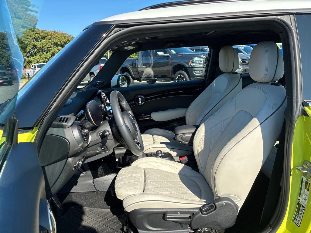 used 2024 MINI Hardtop car, priced at $36,000