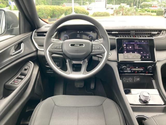 new 2025 Jeep Grand Cherokee car, priced at $34,828