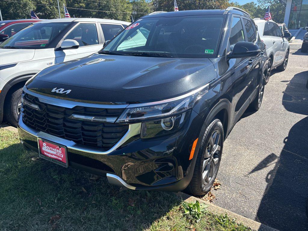 used 2024 Kia Seltos car, priced at $24,200