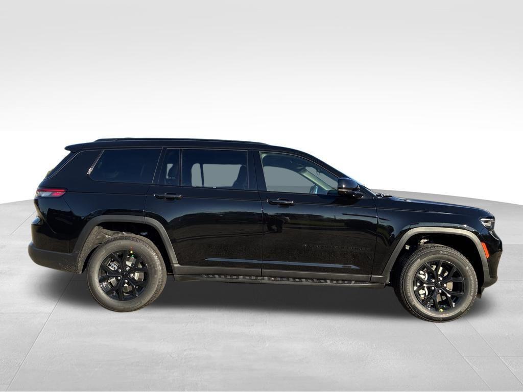 new 2025 Jeep Grand Cherokee L car, priced at $44,052