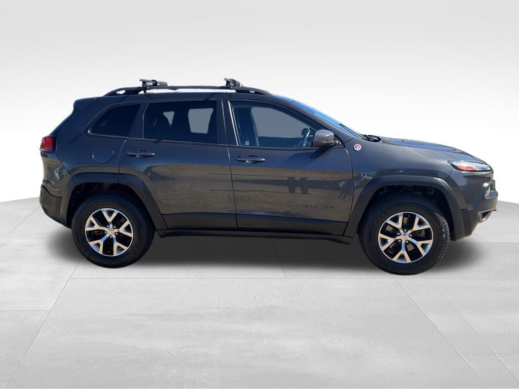 used 2017 Jeep Cherokee car, priced at $16,900
