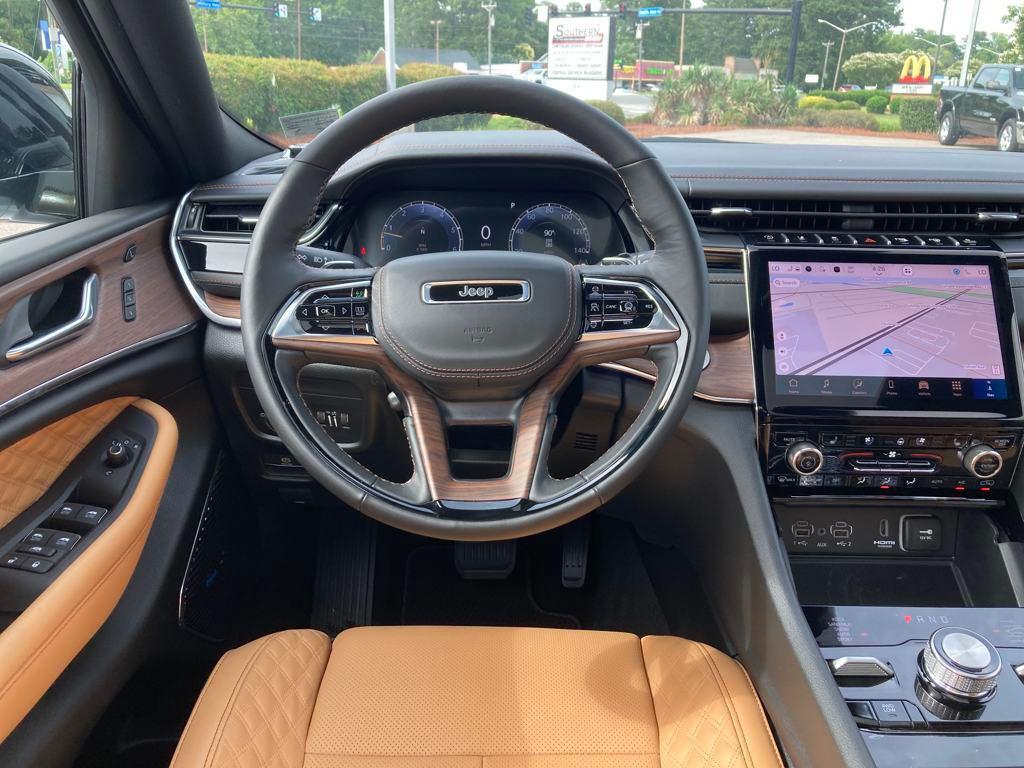 new 2025 Jeep Grand Cherokee car, priced at $62,564