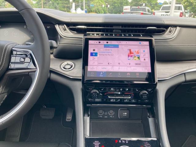 new 2025 Jeep Grand Cherokee car, priced at $52,314