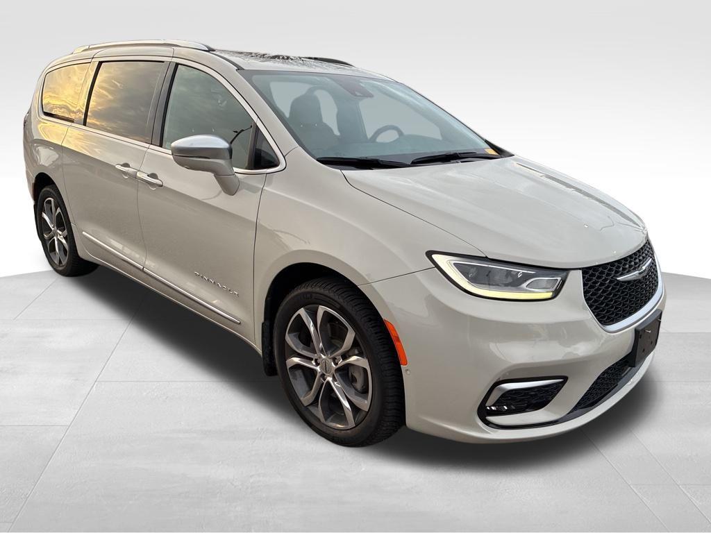 used 2021 Chrysler Pacifica car, priced at $33,788