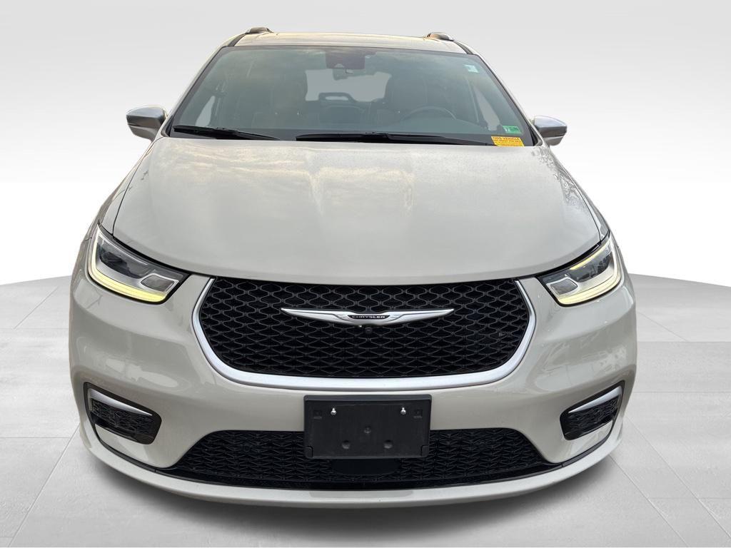 used 2021 Chrysler Pacifica car, priced at $33,788