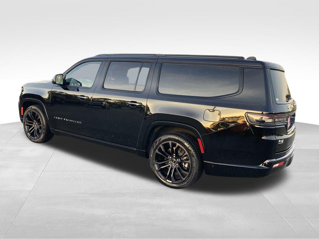 new 2024 Jeep Grand Wagoneer L car, priced at $92,595
