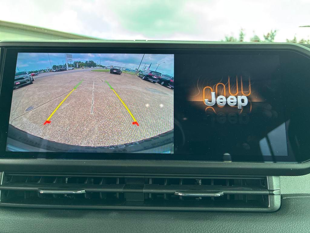 new 2025 Jeep Wrangler car