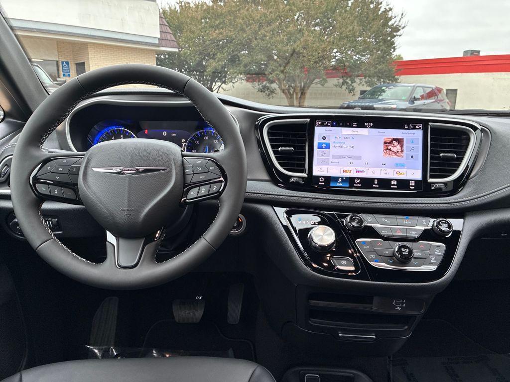 new 2026 Chrysler Pacifica car, priced at $45,434