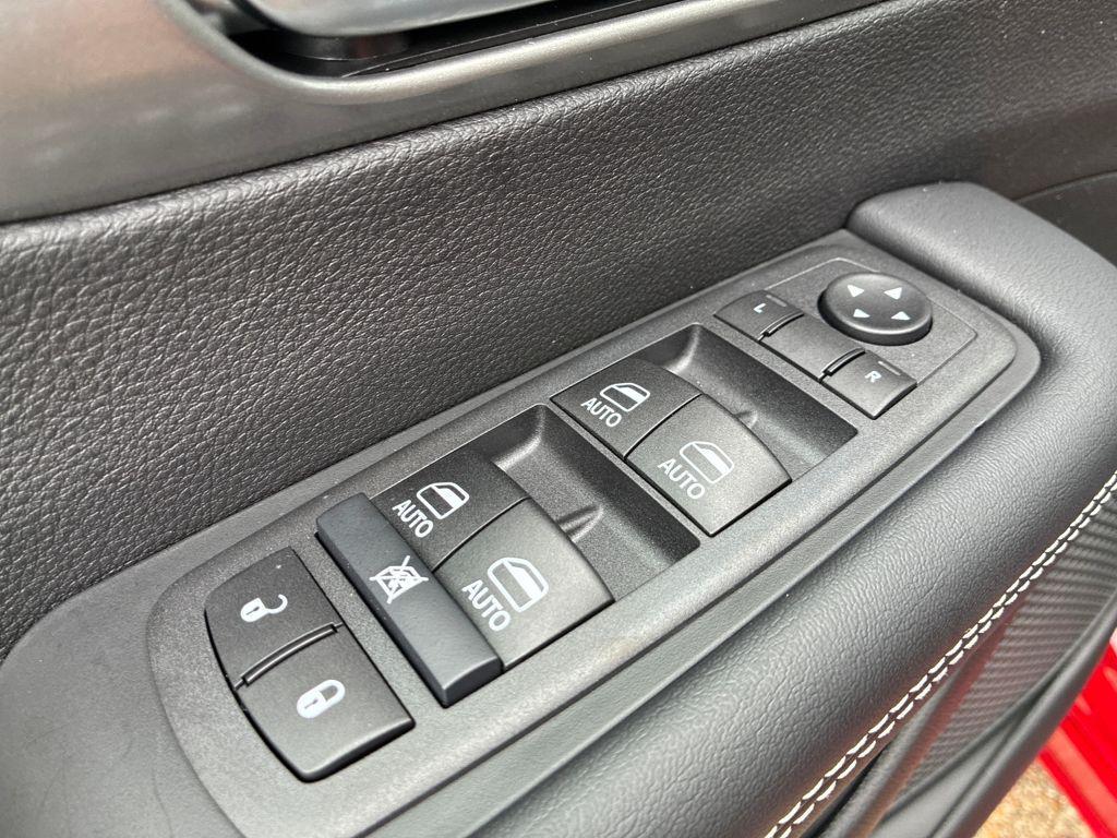 new 2026 Chrysler Pacifica car, priced at $45,434