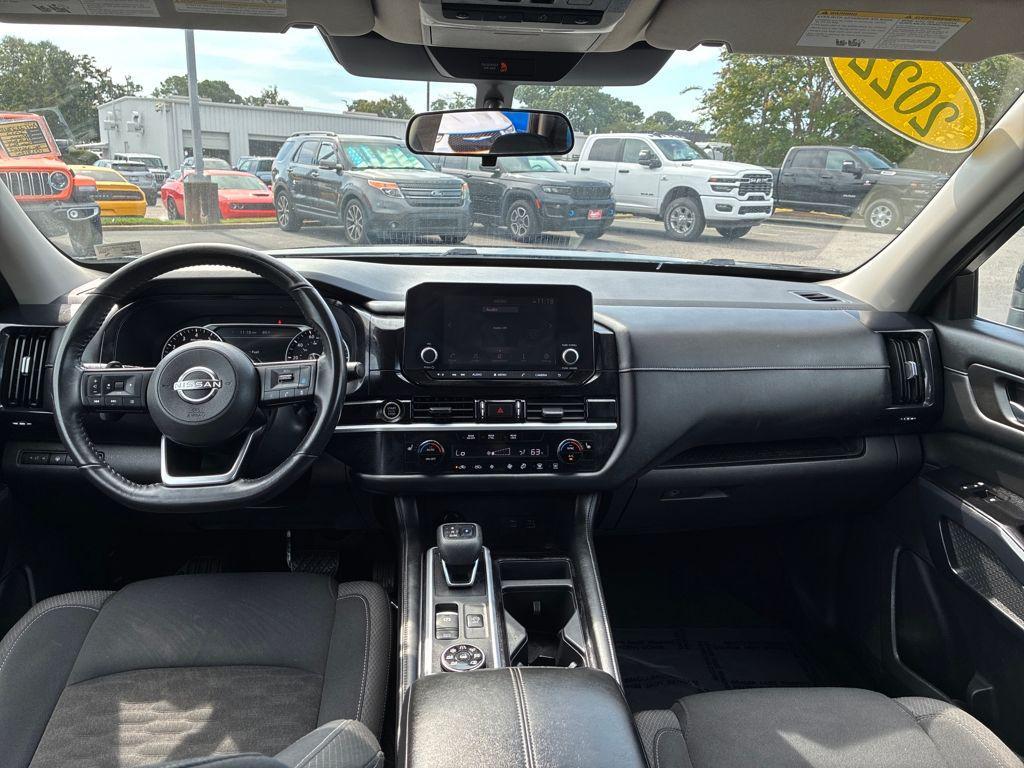 used 2022 Nissan Pathfinder car, priced at $22,000