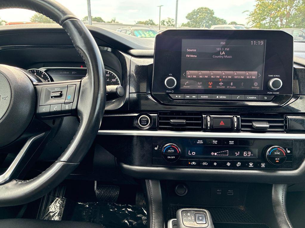 used 2022 Nissan Pathfinder car, priced at $22,000