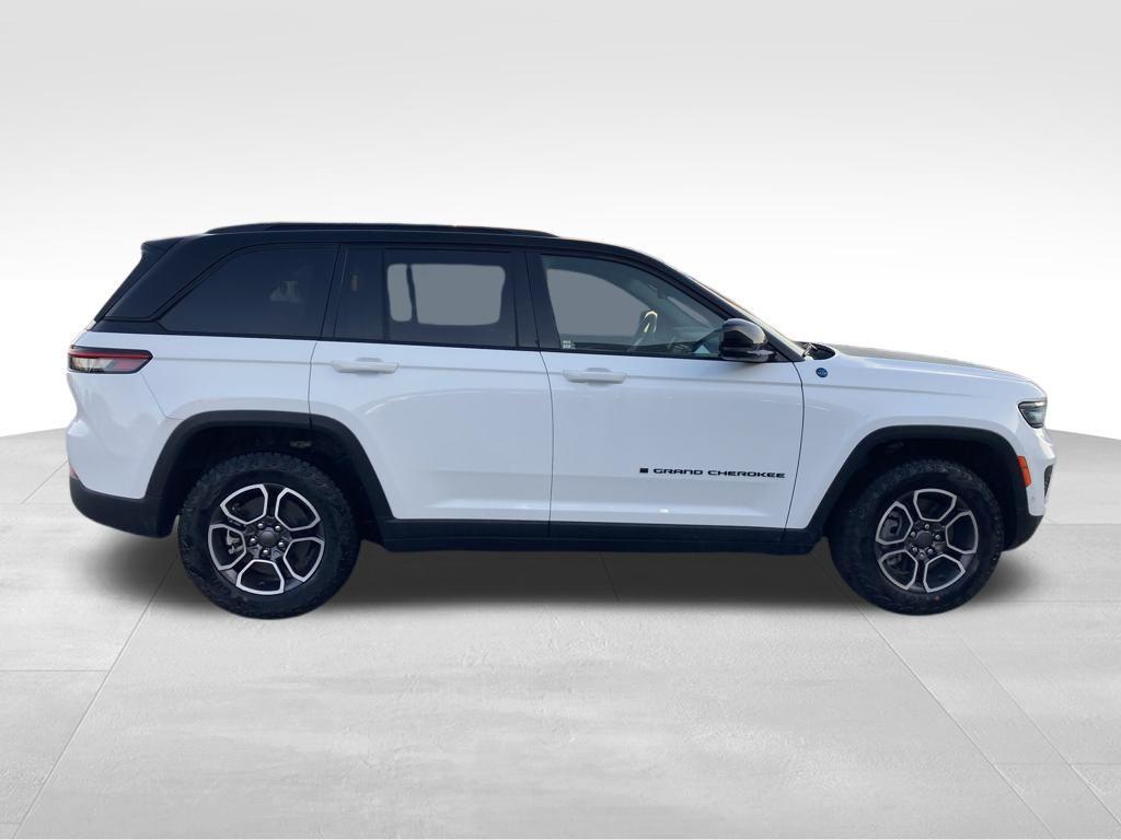 new 2024 Jeep Grand Cherokee 4xe car, priced at $50,086
