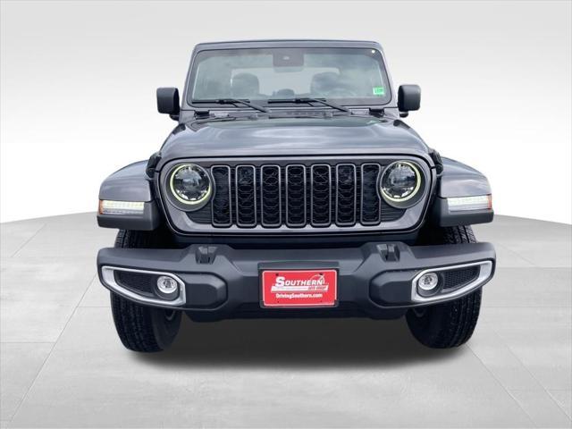 new 2025 Jeep Gladiator car, priced at $49,845
