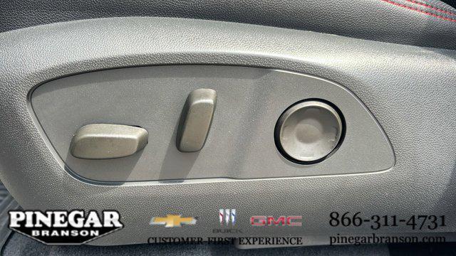 used 2024 Chevrolet Traverse car, priced at $53,977