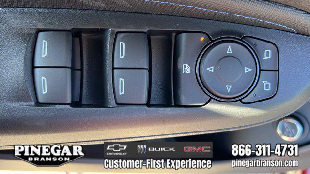 new 2025 Buick Envista car, priced at $28,524