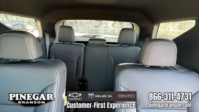 new 2026 Chevrolet Traverse car, priced at $49,324