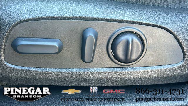 used 2023 Chevrolet Equinox car, priced at $23,977