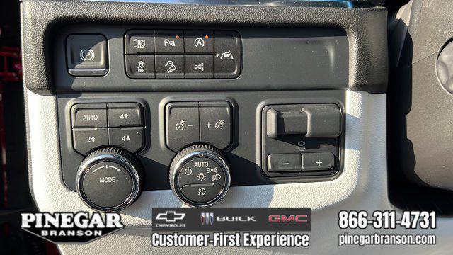 new 2025 Chevrolet Suburban car, priced at $81,999