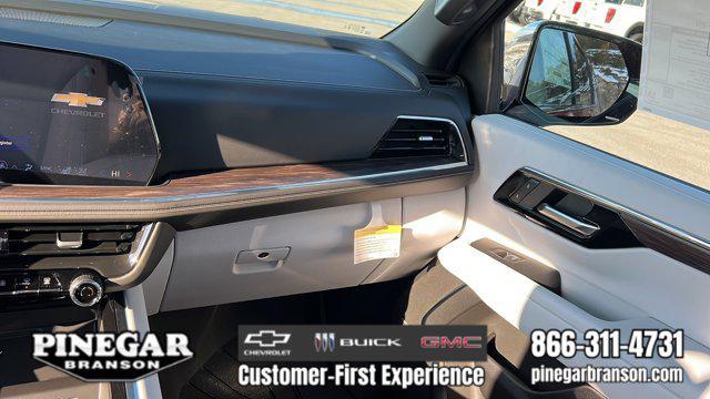 new 2025 Chevrolet Suburban car, priced at $81,999