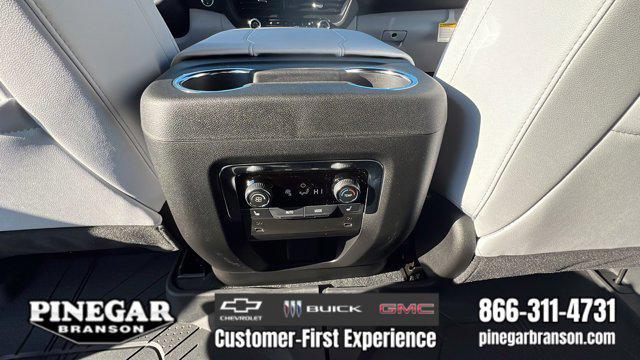 new 2025 Chevrolet Suburban car, priced at $81,999