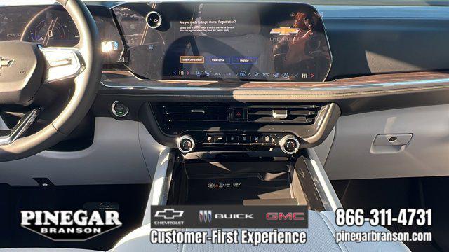new 2025 Chevrolet Suburban car, priced at $81,999