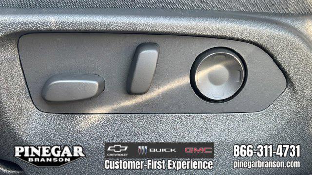 new 2025 Buick Envision car, priced at $37,039