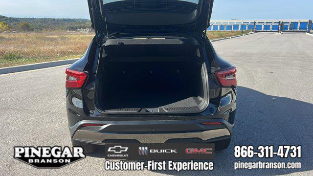 new 2026 Chevrolet Trax car, priced at $27,530