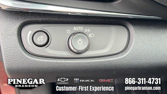 new 2025 Buick Envista car, priced at $26,430