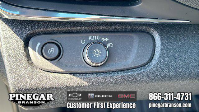 new 2025 Buick Envista car, priced at $25,840