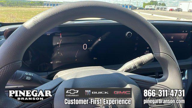new 2025 Buick Envista car, priced at $25,840