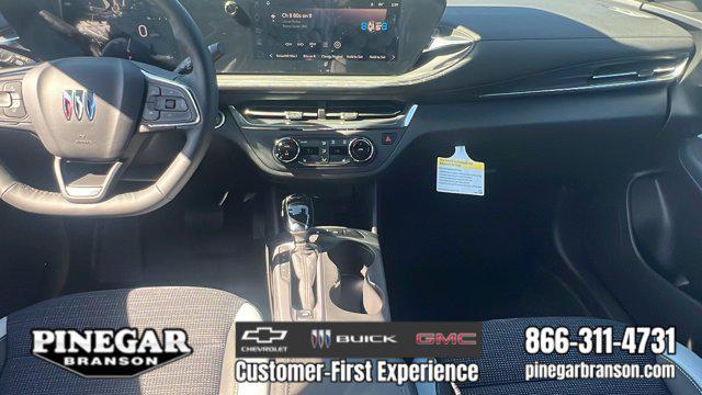new 2025 Buick Envista car, priced at $25,040