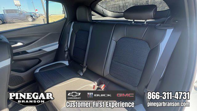 new 2025 Buick Envista car, priced at $25,040