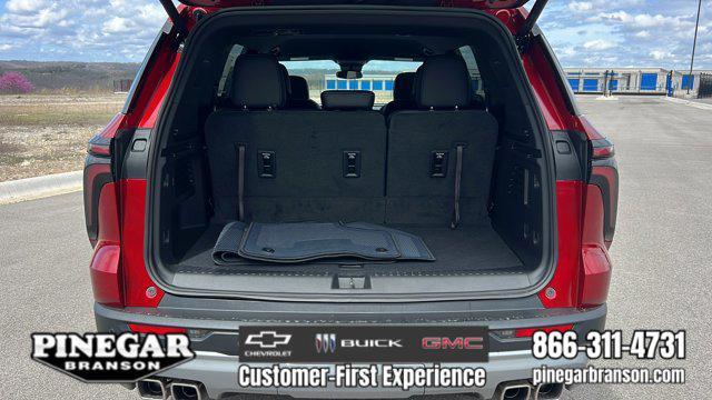 new 2025 Chevrolet Traverse car, priced at $43,739