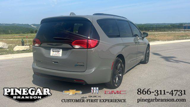 used 2020 Chrysler Pacifica Hybrid car, priced at $22,977