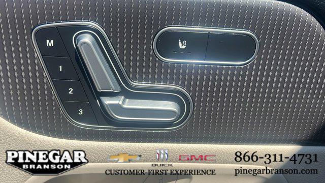 used 2021 Mercedes-Benz GLB 250 car, priced at $28,977
