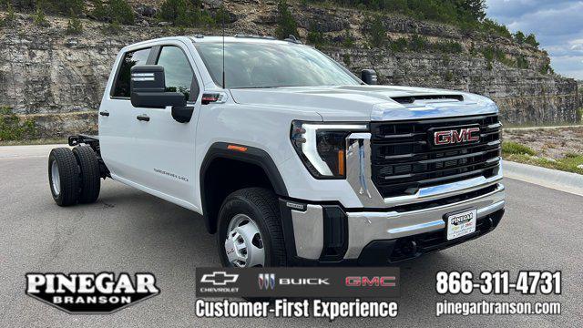 new 2025 GMC Sierra 3500 car, priced at $64,533