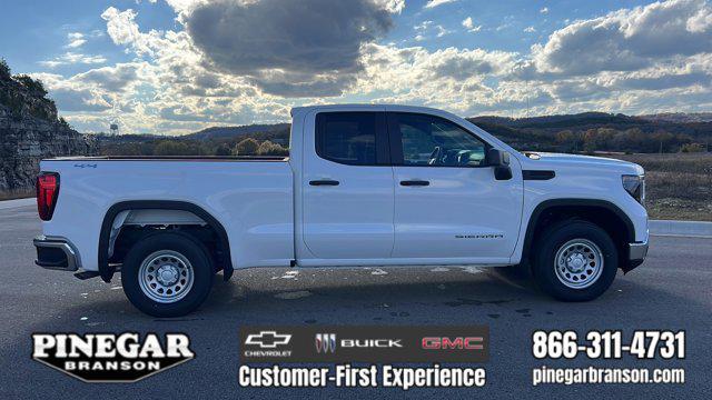 new 2025 GMC Sierra 1500 car, priced at $45,915