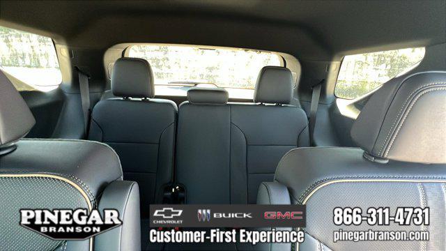 new 2026 Chevrolet Traverse car, priced at $58,826