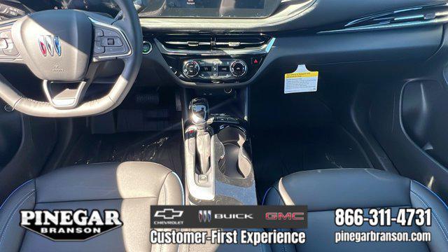 new 2025 Buick Envista car, priced at $29,119