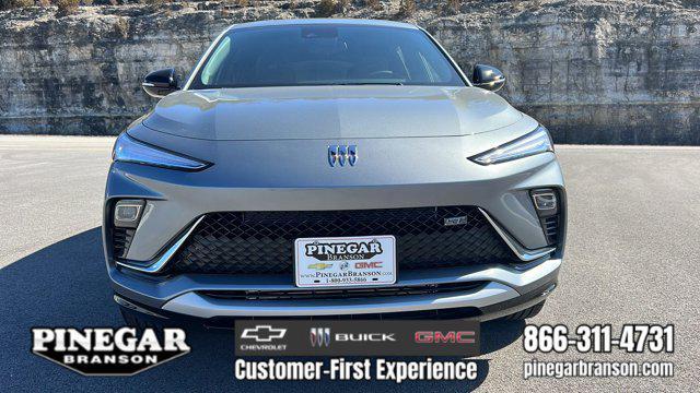 new 2025 Buick Envista car, priced at $29,119