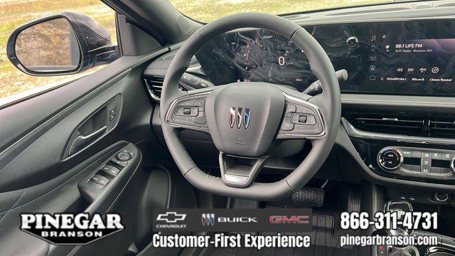 new 2025 Buick Envista car, priced at $26,340